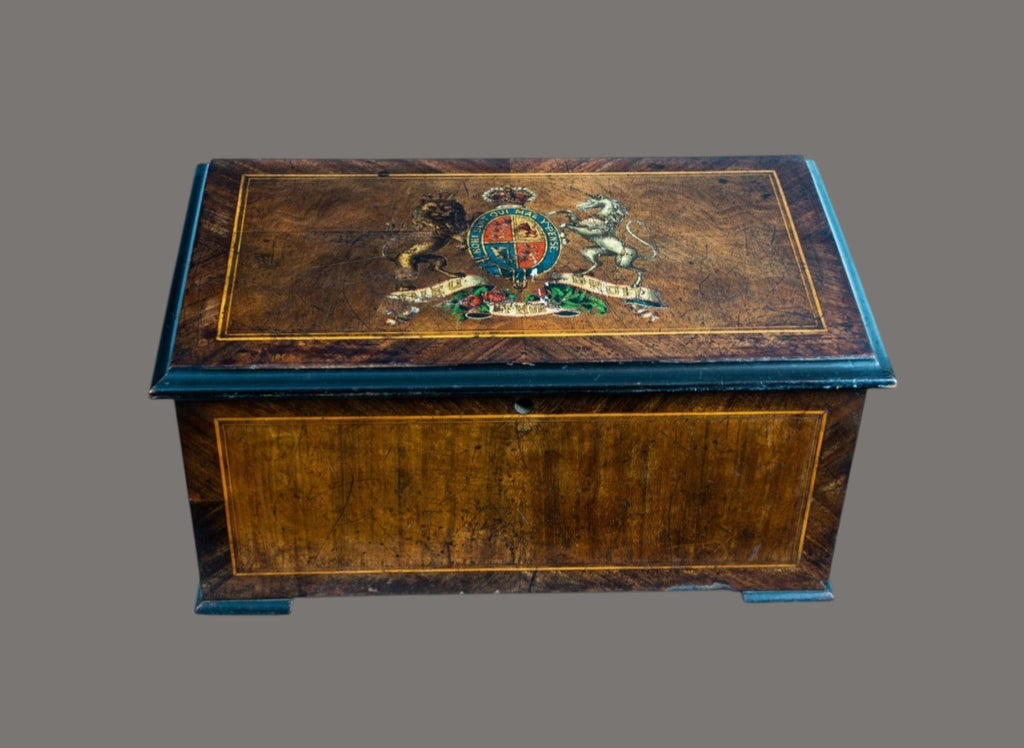 Music Box, Antique , with British Coat of Arms