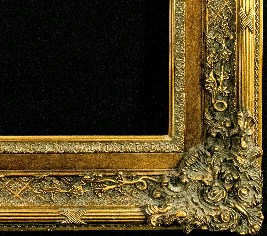 Frame Large Gilded wood and gesso with Picasso print