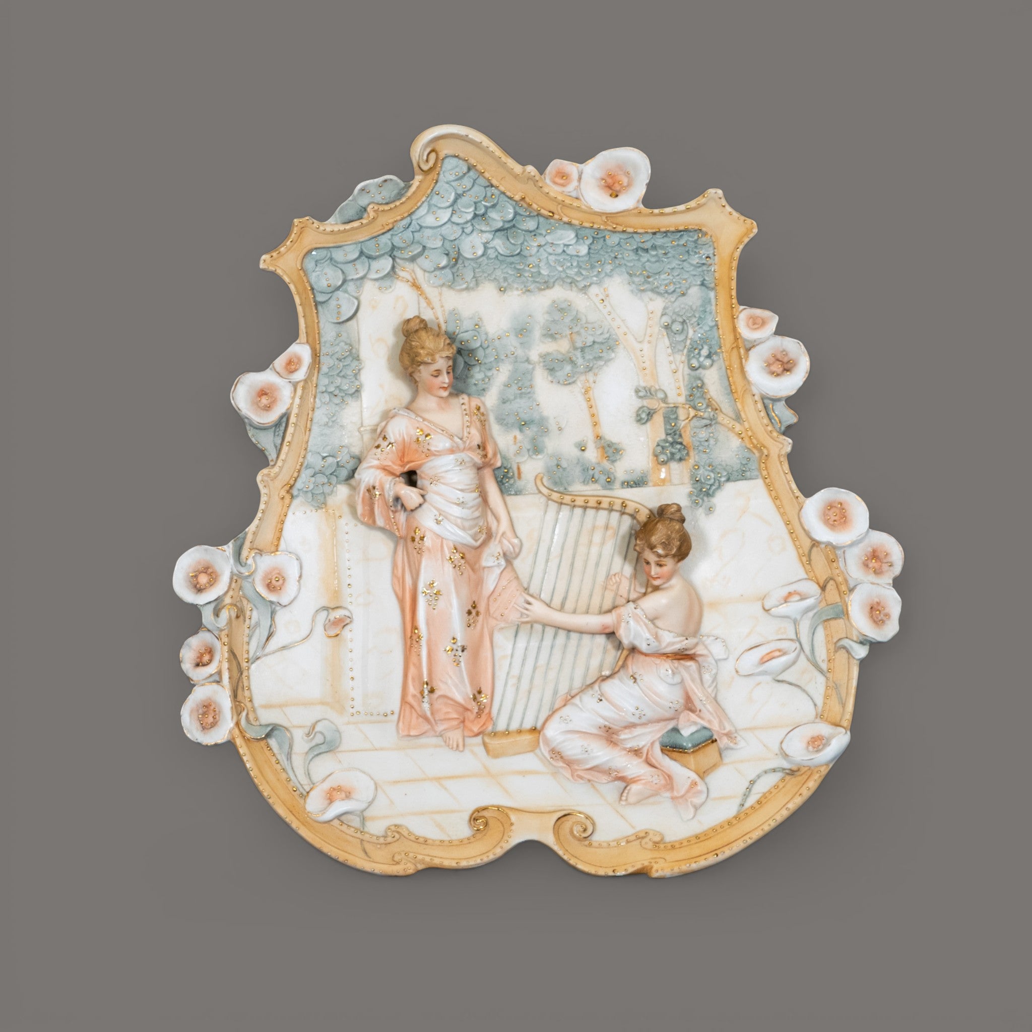 Antique, Wall plaques, German, Pretty Ladies,