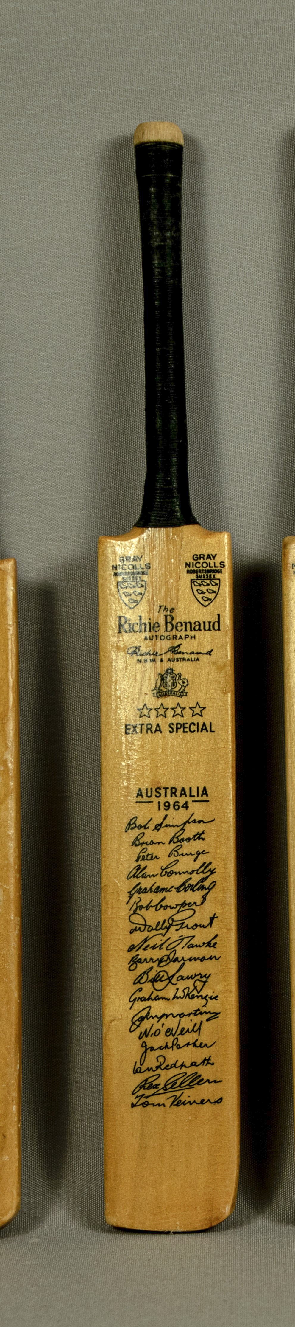 Rare Cricket Souvenir, Miniature Bats, Collection, Signed and autographed
