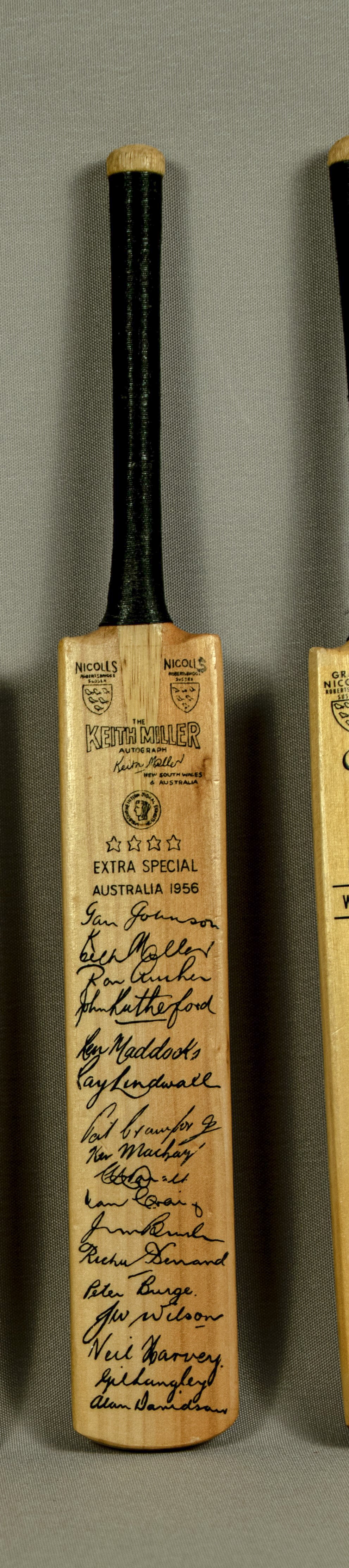 Rare Cricket Souvenir, Miniature Bats, Collection, Signed and autographed