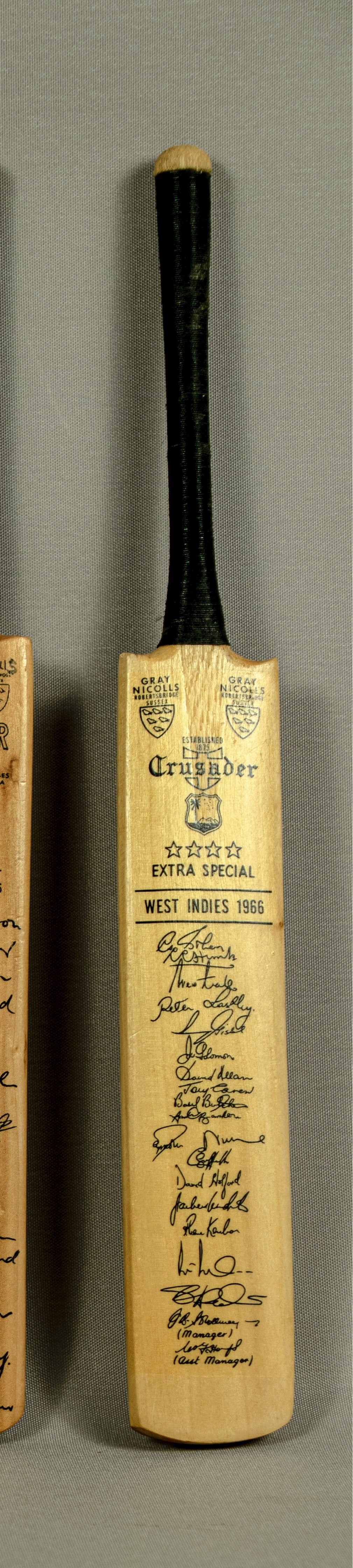 Cricket Bats signed, miniature souvenir, English Cricket team